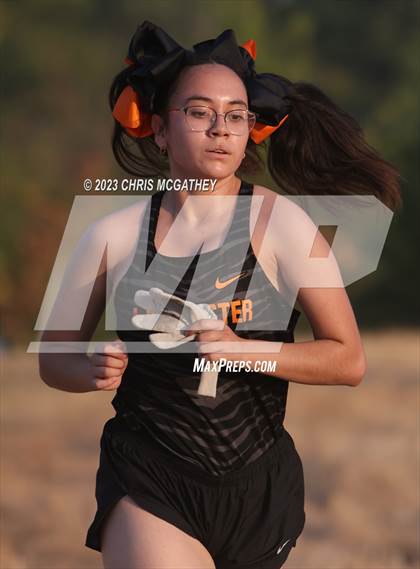 Thumbnail 3 in Greenhill/Luke's Locker Six Mile Relay photogallery.