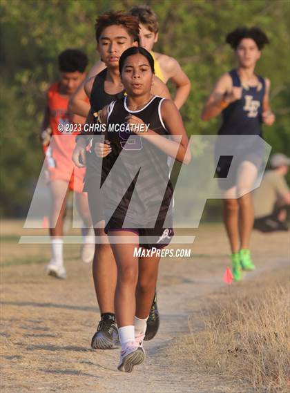 Thumbnail 2 in Greenhill/Luke's Locker Six Mile Relay photogallery.