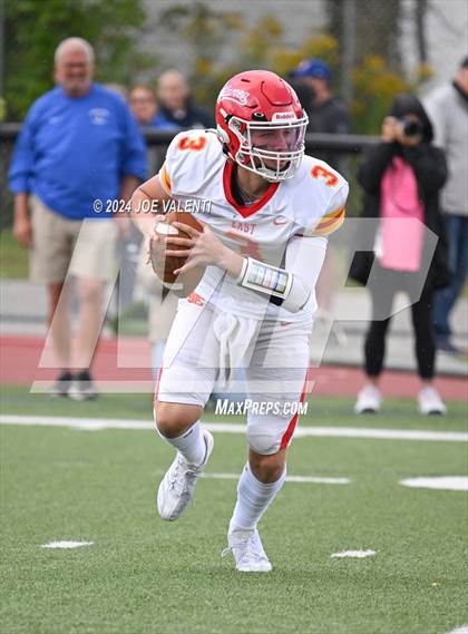 Thumbnail 3 in Williamsville East @ Kenmore West photogallery.