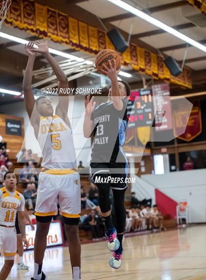 Thumbnail 3 in Dougherty Valley vs. O'Dea (Torrey Pines Holiday Classic Tip-Off) photogallery.