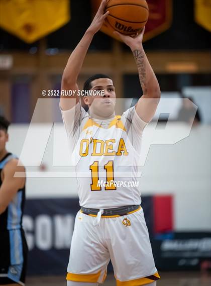 Thumbnail 2 in Dougherty Valley vs. O'Dea (Torrey Pines Holiday Classic Tip-Off) photogallery.