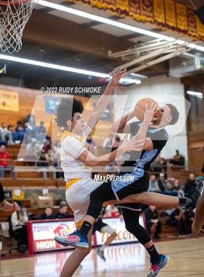 Thumbnail 3 in Dougherty Valley vs. O'Dea (Torrey Pines Holiday Classic Tip-Off) photogallery.