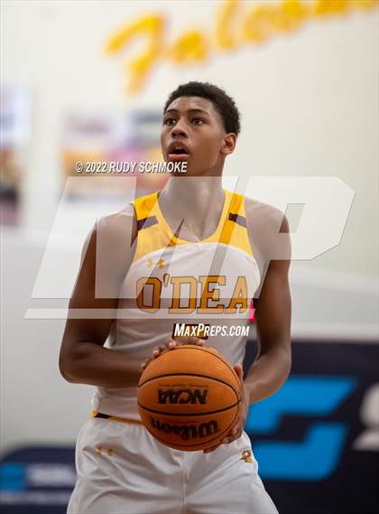 Thumbnail 3 in Dougherty Valley vs. O'Dea (Torrey Pines Holiday Classic Tip-Off) photogallery.