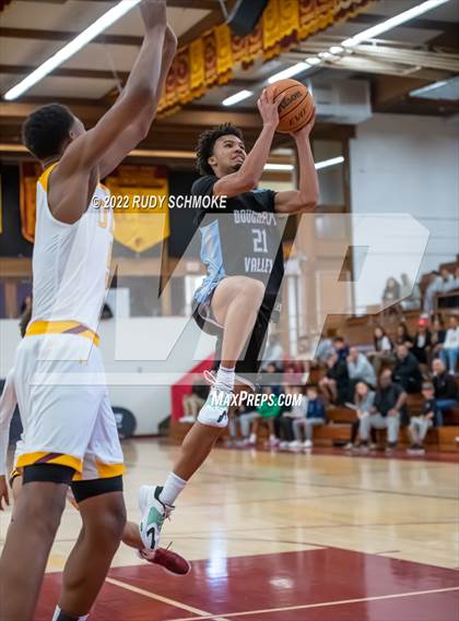 Thumbnail 1 in Dougherty Valley vs. O'Dea (Torrey Pines Holiday Classic Tip-Off) photogallery.