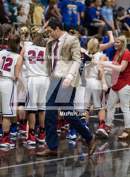 Thumbnail 2 in Sunnyvale vs. Alba-Golden (UIL 3A Regional Quarterfinal Playoff) photogallery.