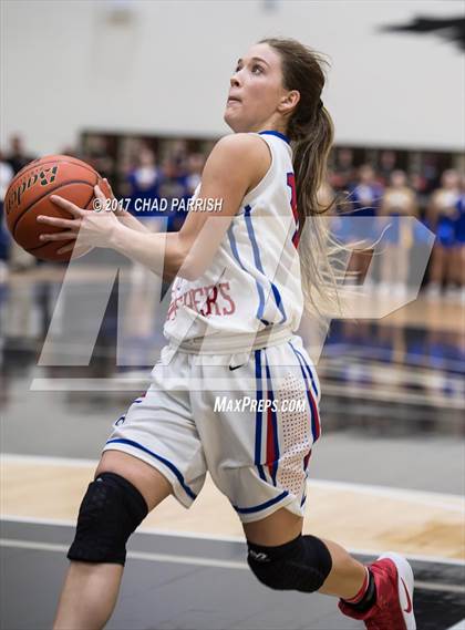 Thumbnail 2 in Sunnyvale vs. Alba-Golden (UIL 3A Regional Quarterfinal Playoff) photogallery.