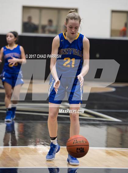 Thumbnail 2 in Sunnyvale vs. Alba-Golden (UIL 3A Regional Quarterfinal Playoff) photogallery.