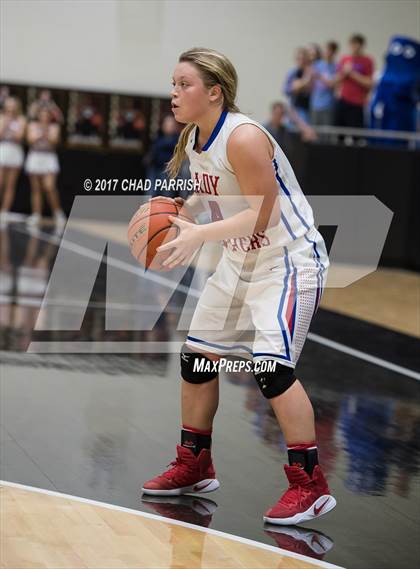 Thumbnail 2 in Sunnyvale vs. Alba-Golden (UIL 3A Regional Quarterfinal Playoff) photogallery.
