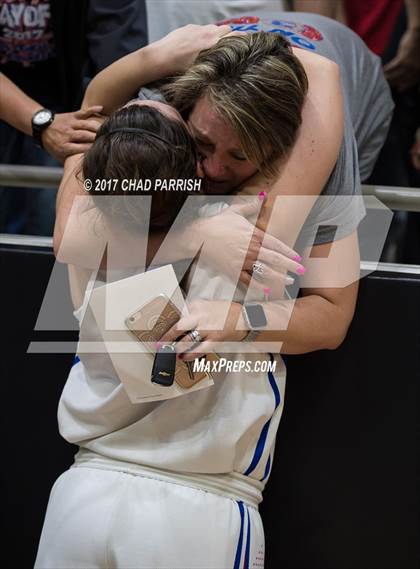 Thumbnail 3 in Sunnyvale vs. Alba-Golden (UIL 3A Regional Quarterfinal Playoff) photogallery.