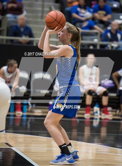 Thumbnail 3 in Sunnyvale vs. Alba-Golden (UIL 3A Regional Quarterfinal Playoff) photogallery.