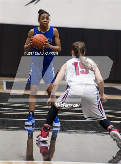 Thumbnail 1 in Sunnyvale vs. Alba-Golden (UIL 3A Regional Quarterfinal Playoff) photogallery.