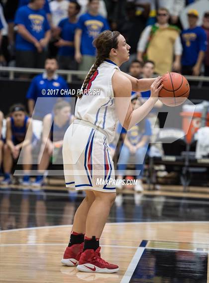Thumbnail 1 in Sunnyvale vs. Alba-Golden (UIL 3A Regional Quarterfinal Playoff) photogallery.