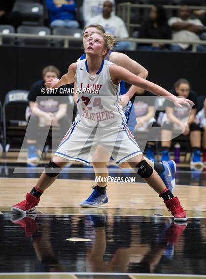 Thumbnail 1 in Sunnyvale vs. Alba-Golden (UIL 3A Regional Quarterfinal Playoff) photogallery.