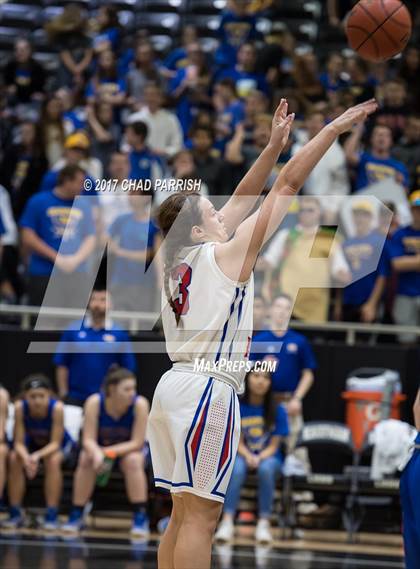 Thumbnail 2 in Sunnyvale vs. Alba-Golden (UIL 3A Regional Quarterfinal Playoff) photogallery.