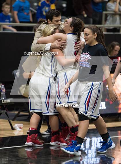 Thumbnail 3 in Sunnyvale vs. Alba-Golden (UIL 3A Regional Quarterfinal Playoff) photogallery.