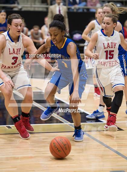 Thumbnail 1 in Sunnyvale vs. Alba-Golden (UIL 3A Regional Quarterfinal Playoff) photogallery.