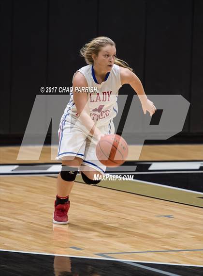 Thumbnail 2 in Sunnyvale vs. Alba-Golden (UIL 3A Regional Quarterfinal Playoff) photogallery.