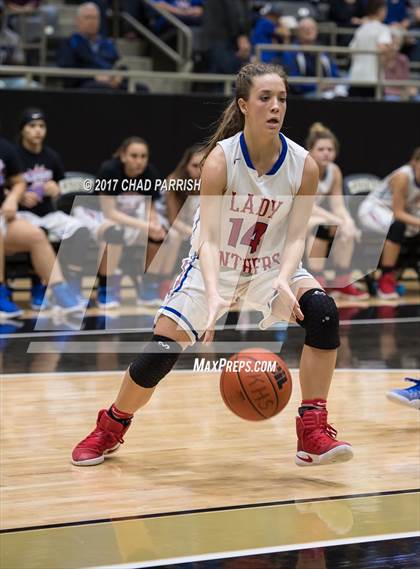 Thumbnail 3 in Sunnyvale vs. Alba-Golden (UIL 3A Regional Quarterfinal Playoff) photogallery.