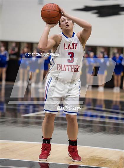 Thumbnail 3 in Sunnyvale vs. Alba-Golden (UIL 3A Regional Quarterfinal Playoff) photogallery.