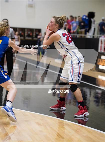 Thumbnail 1 in Sunnyvale vs. Alba-Golden (UIL 3A Regional Quarterfinal Playoff) photogallery.