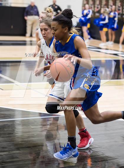 Thumbnail 1 in Sunnyvale vs. Alba-Golden (UIL 3A Regional Quarterfinal Playoff) photogallery.