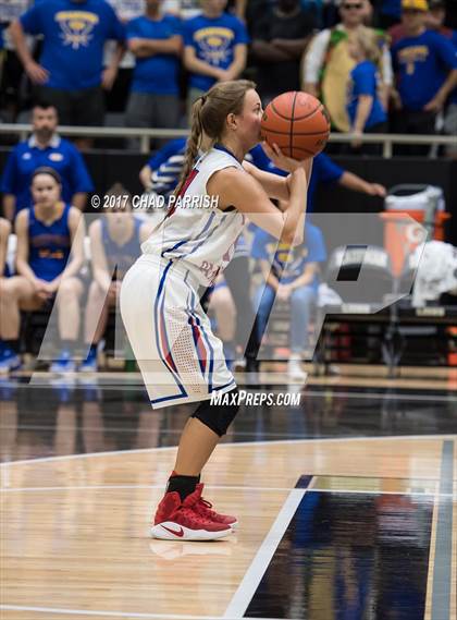 Thumbnail 3 in Sunnyvale vs. Alba-Golden (UIL 3A Regional Quarterfinal Playoff) photogallery.