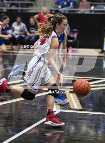 Thumbnail 1 in Sunnyvale vs. Alba-Golden (UIL 3A Regional Quarterfinal Playoff) photogallery.