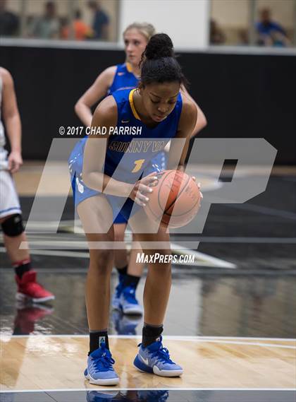 Thumbnail 1 in Sunnyvale vs. Alba-Golden (UIL 3A Regional Quarterfinal Playoff) photogallery.