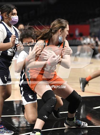 Thumbnail 2 in Poly vs. San Gabriel Academy photogallery.