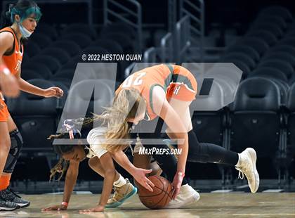 Thumbnail 2 in Poly vs. San Gabriel Academy photogallery.