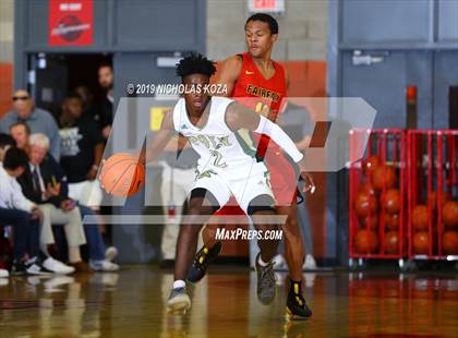 Thumbnail 2 in Long Beach Poly vs. Fairfax (Nike Extravaganza) photogallery.