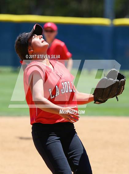 Thumbnail 1 in La Jolla vs. Mission Bay (CIF SDS D4 Final) photogallery.