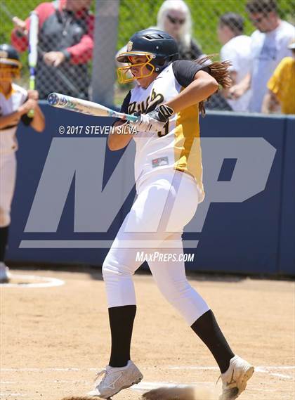 Thumbnail 1 in La Jolla vs. Mission Bay (CIF SDS D4 Final) photogallery.