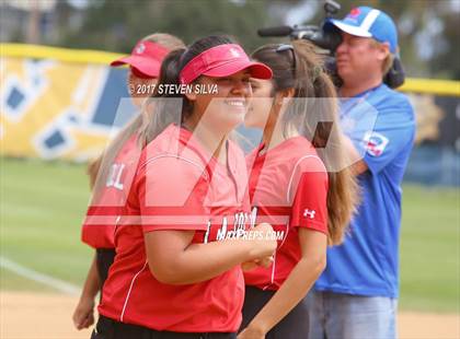 Thumbnail 1 in La Jolla vs. Mission Bay (CIF SDS D4 Final) photogallery.