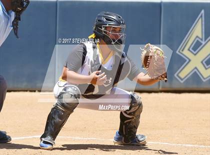 Thumbnail 3 in La Jolla vs. Mission Bay (CIF SDS D4 Final) photogallery.