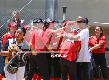 Thumbnail 1 in La Jolla vs. Mission Bay (CIF SDS D4 Final) photogallery.