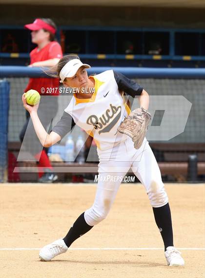 Thumbnail 2 in La Jolla vs. Mission Bay (CIF SDS D4 Final) photogallery.