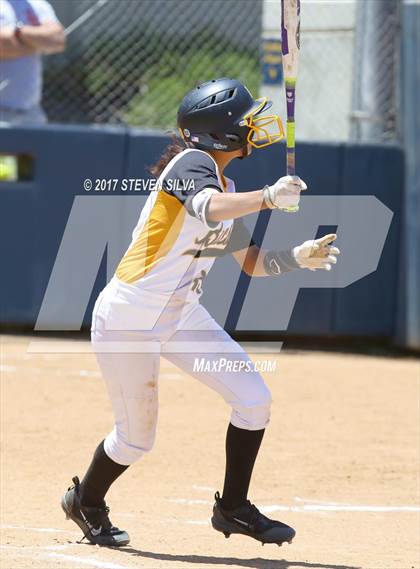 Thumbnail 2 in La Jolla vs. Mission Bay (CIF SDS D4 Final) photogallery.