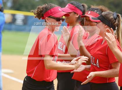 Thumbnail 1 in La Jolla vs. Mission Bay (CIF SDS D4 Final) photogallery.