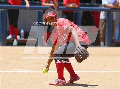Thumbnail 3 in La Jolla vs. Mission Bay (CIF SDS D4 Final) photogallery.