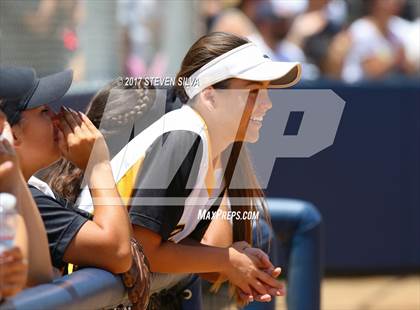 Thumbnail 1 in La Jolla vs. Mission Bay (CIF SDS D4 Final) photogallery.
