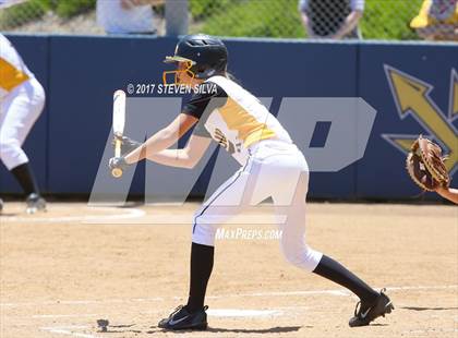 Thumbnail 2 in La Jolla vs. Mission Bay (CIF SDS D4 Final) photogallery.