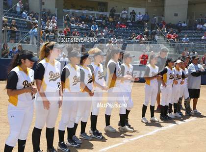 Thumbnail 1 in La Jolla vs. Mission Bay (CIF SDS D4 Final) photogallery.