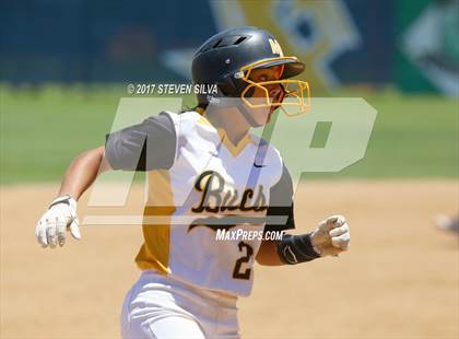Thumbnail 1 in La Jolla vs. Mission Bay (CIF SDS D4 Final) photogallery.
