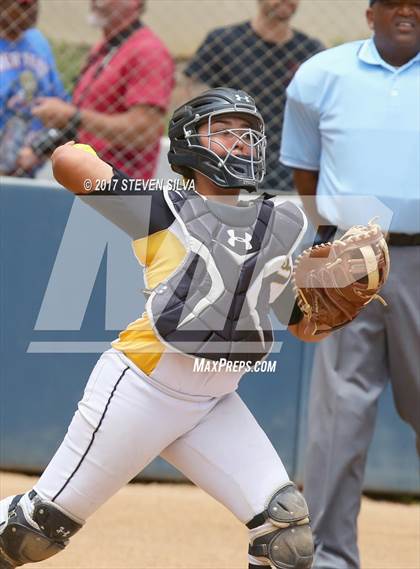Thumbnail 3 in La Jolla vs. Mission Bay (CIF SDS D4 Final) photogallery.