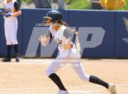 Thumbnail 1 in La Jolla vs. Mission Bay (CIF SDS D4 Final) photogallery.