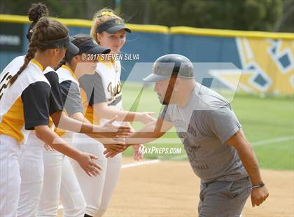 Thumbnail 2 in La Jolla vs. Mission Bay (CIF SDS D4 Final) photogallery.