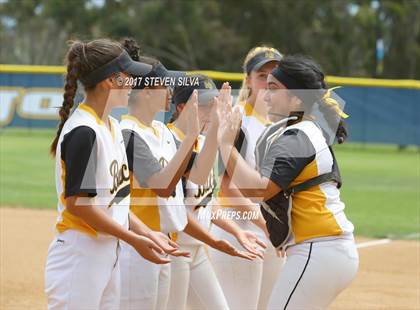 Thumbnail 1 in La Jolla vs. Mission Bay (CIF SDS D4 Final) photogallery.