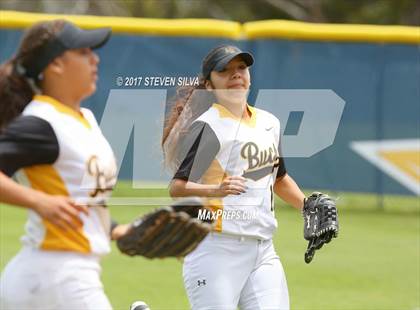 Thumbnail 1 in La Jolla vs. Mission Bay (CIF SDS D4 Final) photogallery.