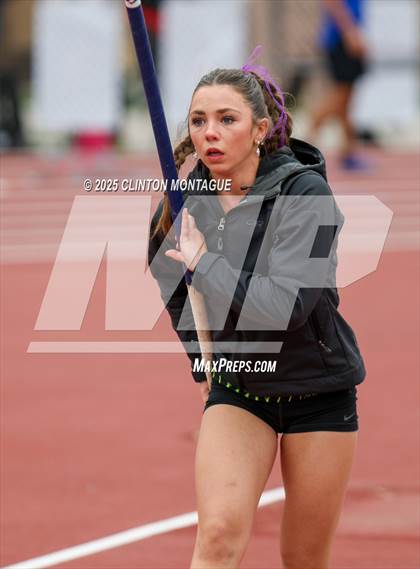 Thumbnail 1 in Devon Allen Invitational (Pole Vault) photogallery.
